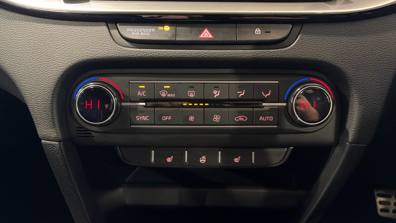 Kia Ceed 1.5T GDi ISG 138 GT-Line 5dr DCT Petrol Hatchback